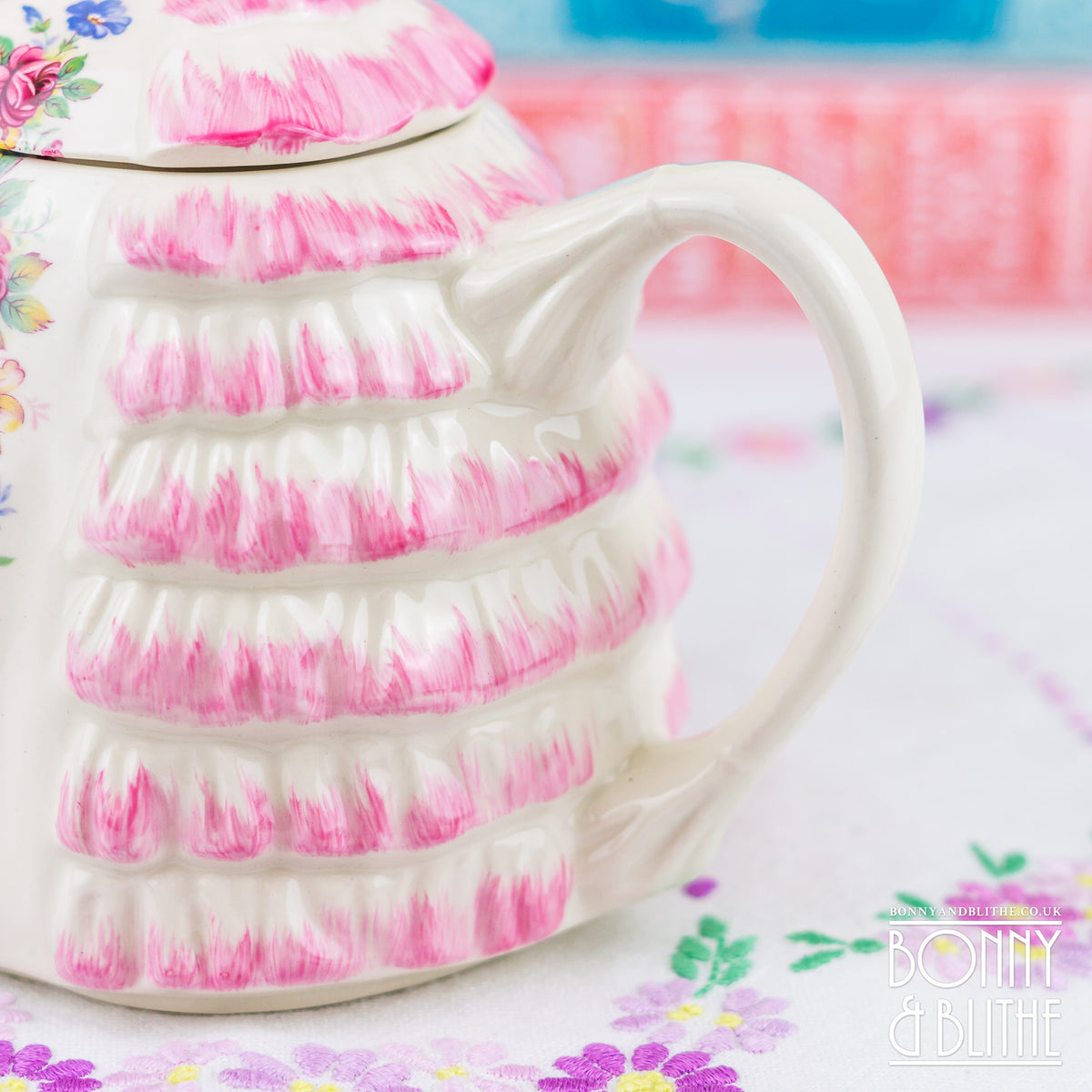 Sadler Pink Chintz Ye Daintee Ladyee Teapot
