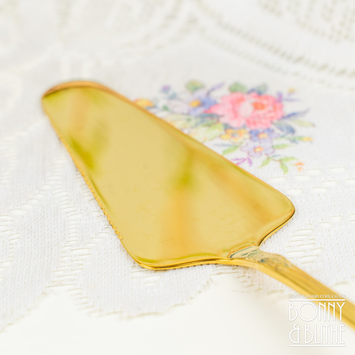 Ornate Gold Cake Slice Server